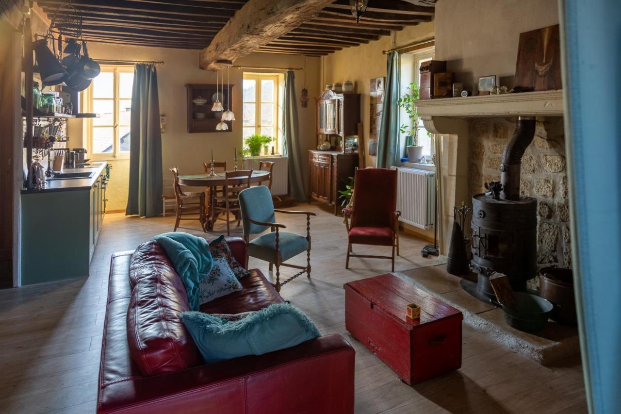 Haute Dône, Met 2 Slaapkamers, Rust En Appartement Luzy